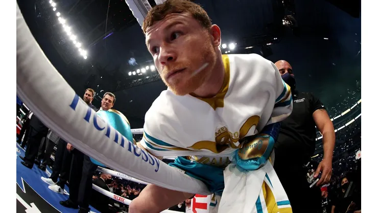 Canelo Álvarez recibió un tiro de un ecuatoriano.