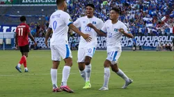 El Salvador realizó seis cambios en la Copa Oro.