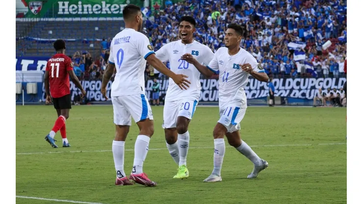 El Salvador realizó seis cambios en la Copa Oro.