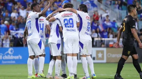 El festejo del gol de Walter Montoya