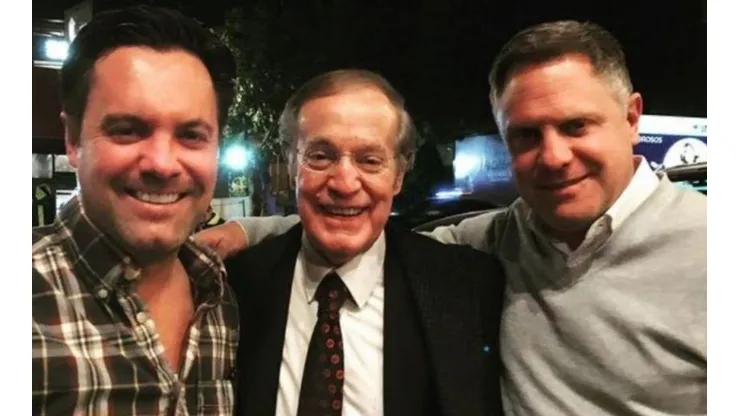 José Ramón Fernández y sus hijos José Ramón y Juan Pablo.