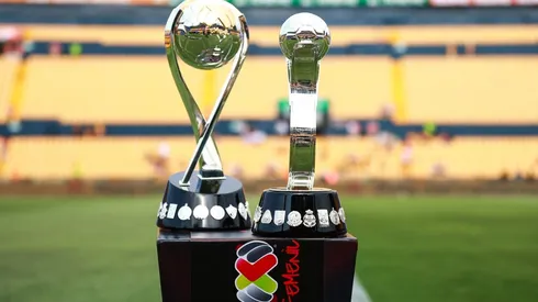 Los trofeos de la Liga MX Femenil.
