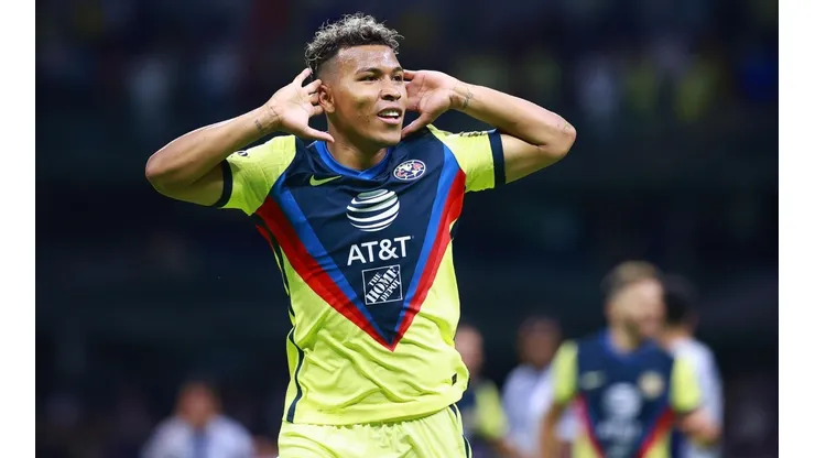 Roger Martínez humilló y exhibió a uno de sus compañeros del América