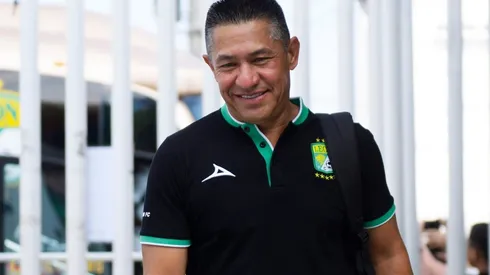 Ignacio Ambriz dejó de ser director técnico de León en el Guard1anes 2021.
