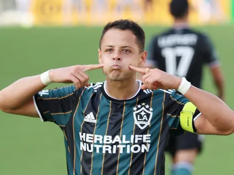 ¡Chicharito lleva dos! El mexicano firma doblete ante San José