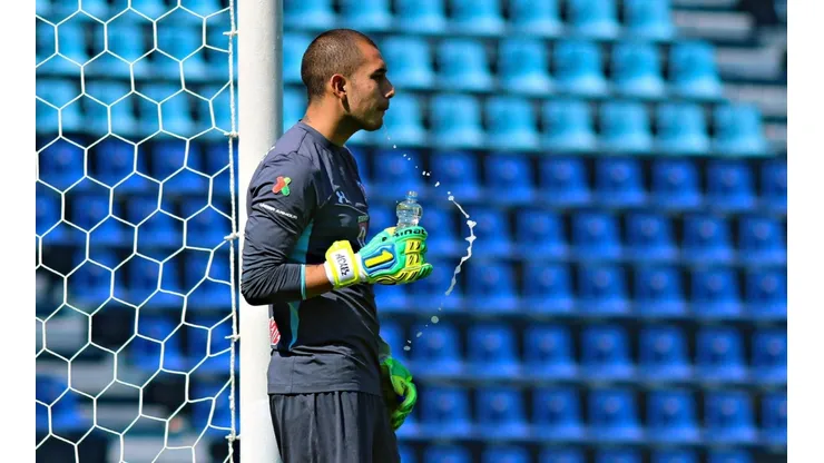 Peláez dio la cara luego de la salida de más de 20 jugadores.