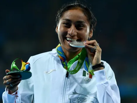 ¿Quién le da la primera medalla en atletismo a México y en qué año?