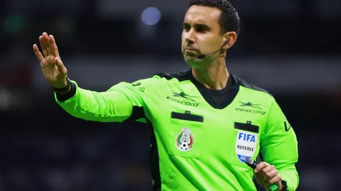 César Arturo Ramos, silbante del futbol mexicano.