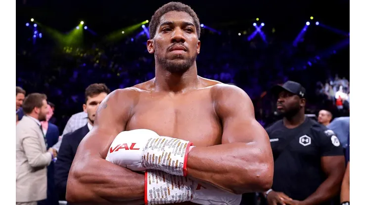 Anthony Joshua destrozó a Deontay Wilder antes que pelee con Fury