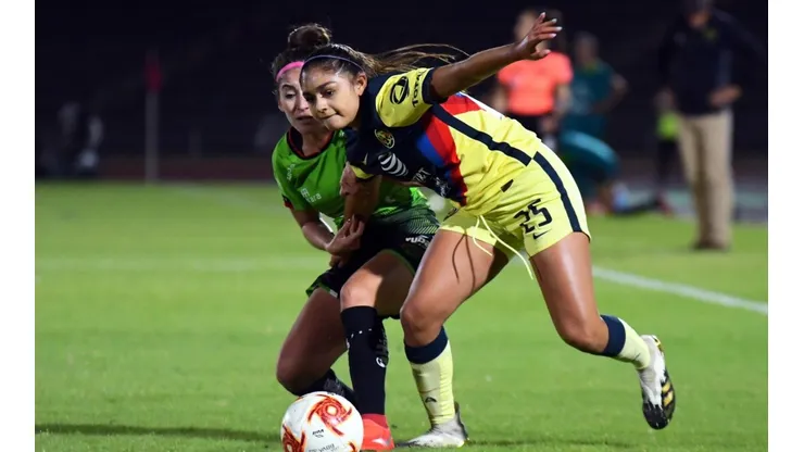 Jana Gutiérrez ignora a aficionados de América.