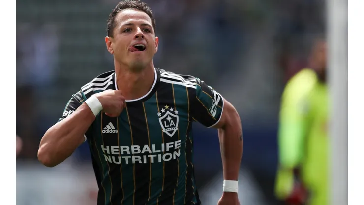 "Esa muerte me ayudó a amarme a mí mismo": Chicharito sobre su abuelo