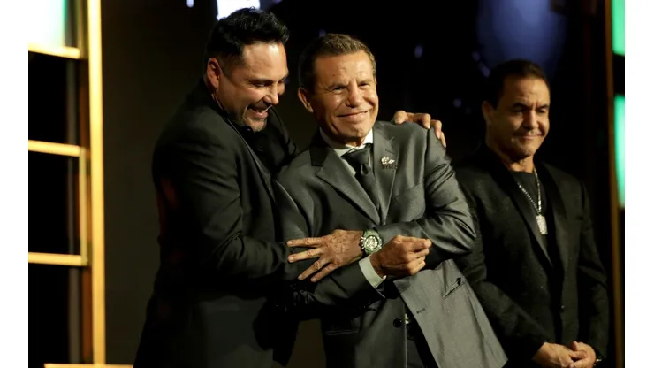 Julio César Chávez ya rompió la paz con Canelo Álvarez