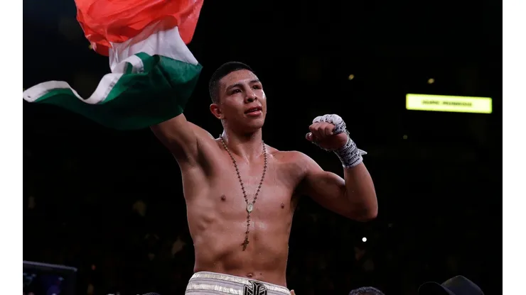 Jaime Munguia regresó con un impactante KO.