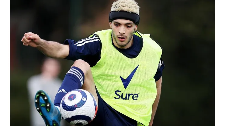 Raúl Jiménez y la fecha en la que regresa con Wolves.