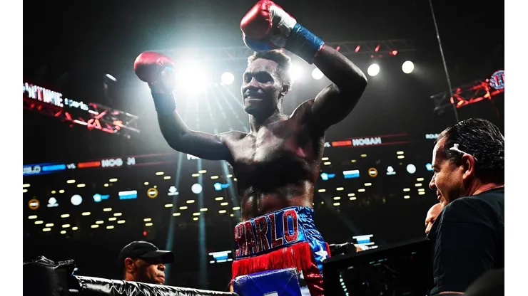 Jermall Charlo dijo que por el momento no enfrentaría a Canelo. (Foto: Getty)