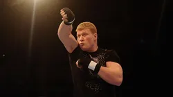 Excampeón mundial de los pesos pesados anunció su retiro este domingo