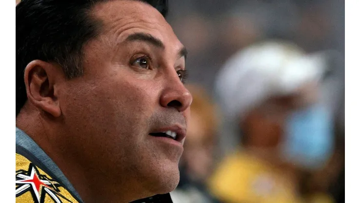 De la Hoya cree que Gilberto Ramírez puede superar a Floyd Mayweather.