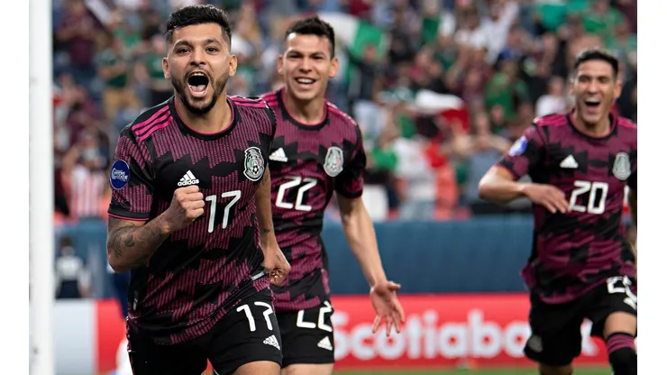Jesús Corona reapareció con un golazo tras su lesión en Porto
