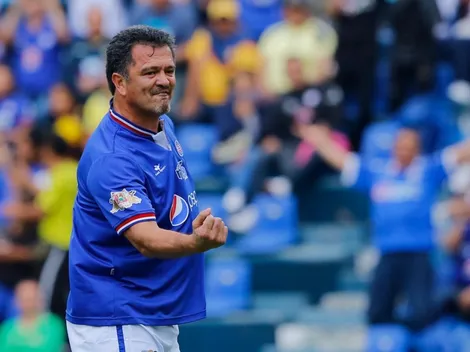 El regalo de Cruz Azul a Carlos Hermosillo