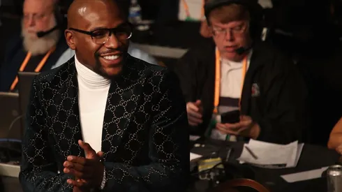 Mayweather peleará con ante Logan Paul con 30 libras de diferencia.