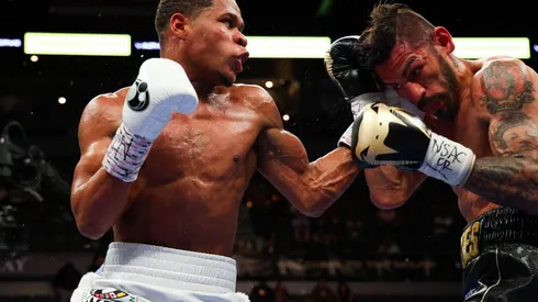 Devin Haney sufrió ante Linares. (DAZN)