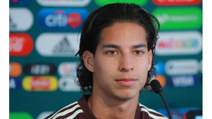 Lainez es furor en las redes sociales.
