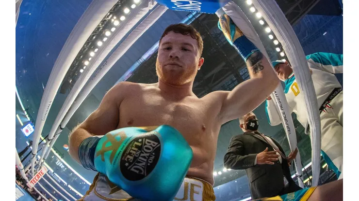ESPN puso a Canelo Álvarez como el mejor de la actualidad.