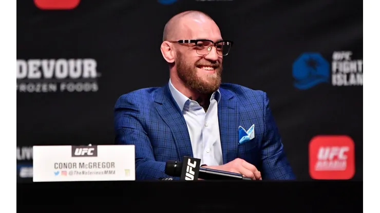 McGregor recibió varios tiros de Usman.