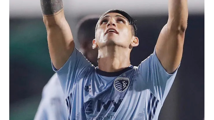 Alan Pulido realizó un nuevo aporte para su equipo en la MLS.