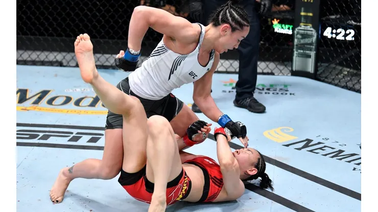 Esparza destruyó a Yan.