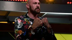 Fury invitó a pelear a Joshua sin guantes.