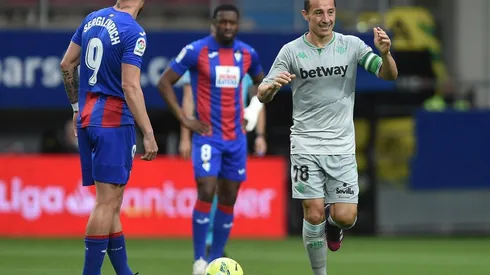 Andrés Guardado se encontró con el gol tras jugada de Diego Lainez