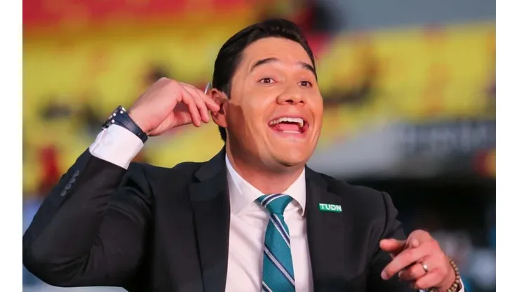 Moisés Muñoz y un consejo a Chivas.