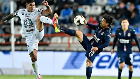 Pachuca trollea a Chivas.