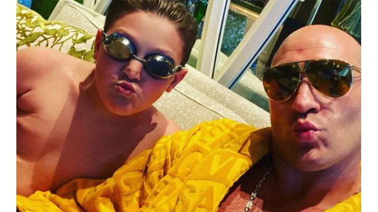 La maldición de la bata Versace que deberá romper Tyson Fury