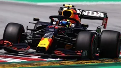 Checo Pérez superó el malestar y desarrolló una gran carrera en España