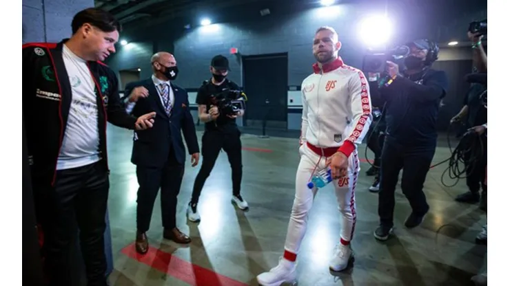 Muy confiado: Así fue la llegada de Billy Joe Saunders al AT&T Stadium