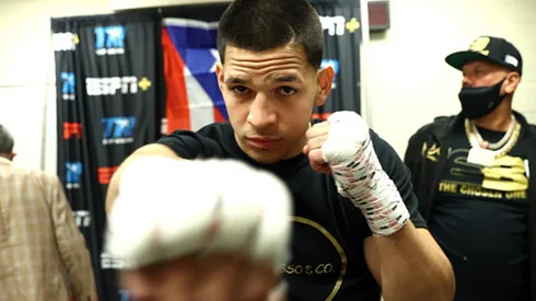 Edgar Berlanga destrozó a Saunders por abandonar ante Canelo Álvarez