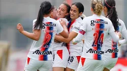 Chivas se impuso 1-0 ante Toluca de visita y se reafirmó como candidato al título.