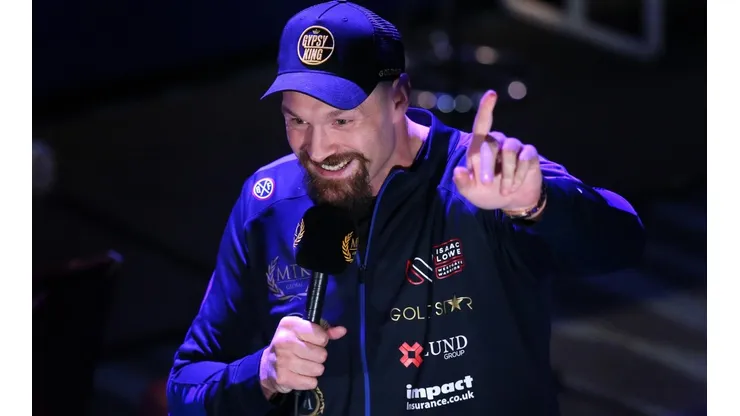 Fury lanzó un tiro contra el Canelo.