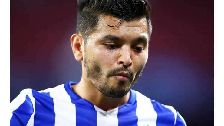 Tecatito Corona, en duda para el resto de la temporada