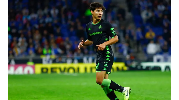 Filtraron el salario de Diego Lainez con Real Betis