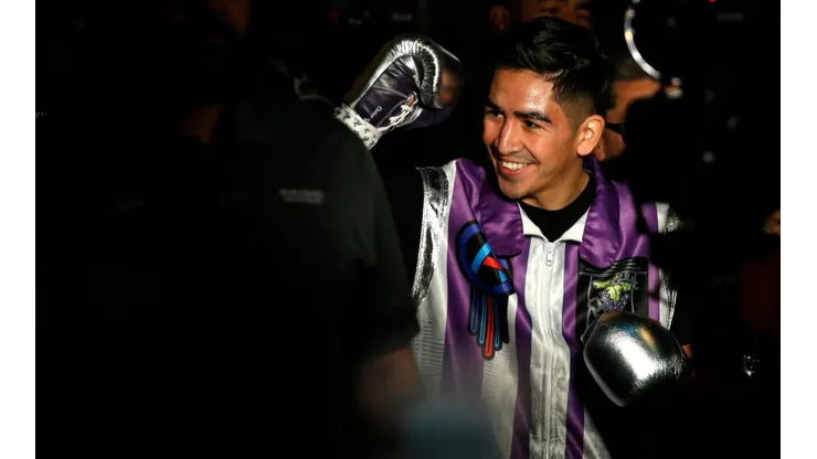 Apareció otro mexicano que pide por Leo Santa Cruz