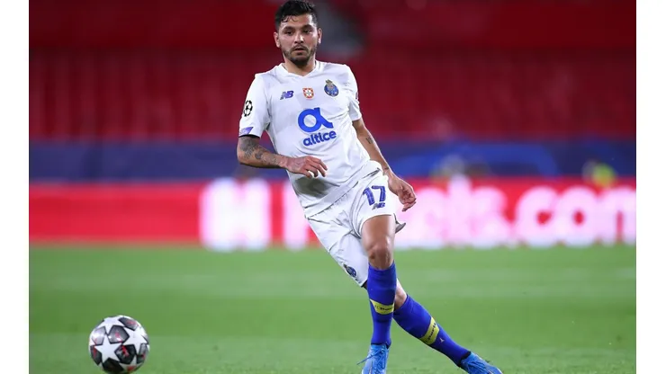 Corono se retiró lesionado en la victoria de Porto.