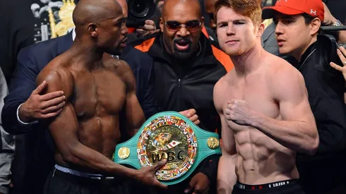 Canelo Álvarez dijo que lo noquea a Floyd Mayweather.