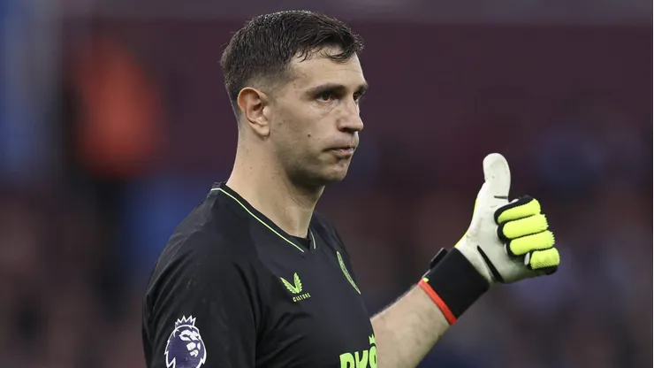 Emiliano Martínez no juega contra América