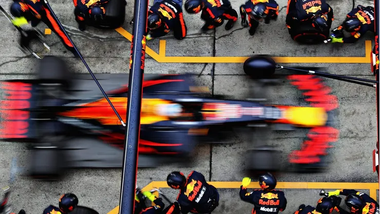 Parada en boxes de Red Bull
