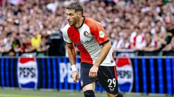 Santiago Giménez finalmente seguirá jugando en Feyenoord