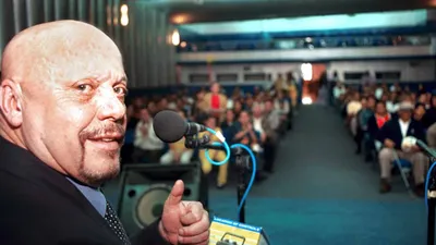 Enrique Bermúdez innova en su propio camino profesional.