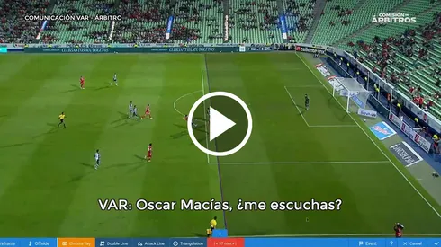 El VAR ratificó la decisión del juez de línea.